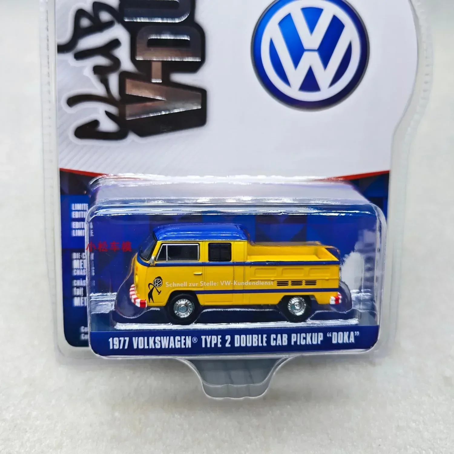 1:64 1977 Volkswagen Type 2 Double Cab Pickup “Doka” High Simulation Alloy Car Model Collectible Toy Gift Display Ornament