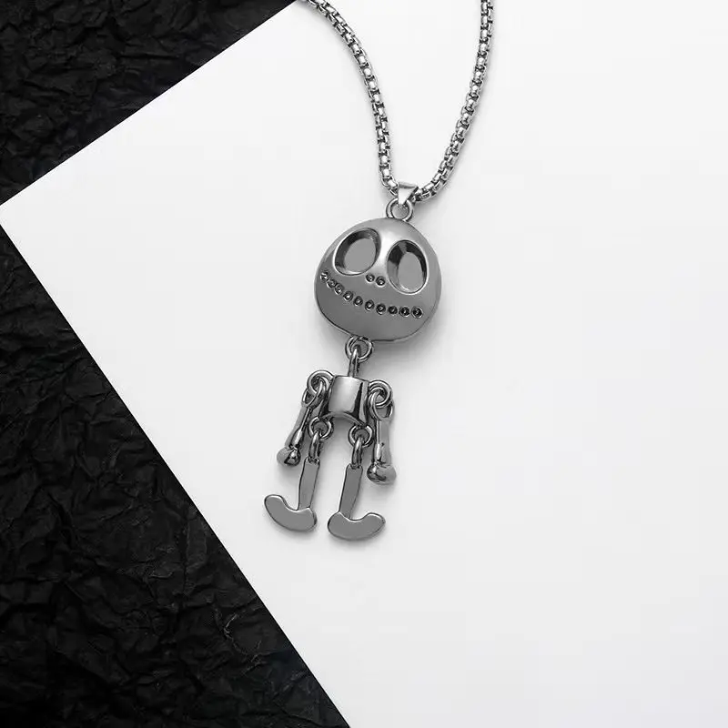 Punk Skull Pendant Necklace Stainless Steel Metal Alien Skull Pendant Hip Hop Party Halloween Men's and Women's Necklace Gift