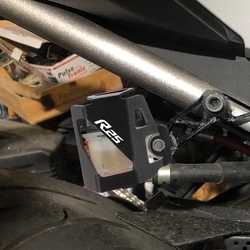 

FOR YAMAHA YZF R25 r25 R 25 R-25 r-25 2015 2016 2017Motorcycle Accessories CNC Rear Brake Fluid Reservoir Cover Guard Protector