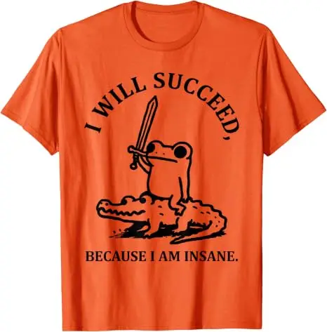 Ich werde Erfolg haben, weil ich verrückt bin. Lustiges T-Shirt mit Frosch auf Krokodil. Y2k Frosch reitet auf Krokodil. Ästhetische Kleidung. Humorvolles Spruch-T-Shirt. – Detail 12