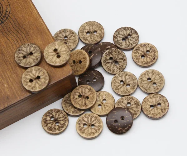 50pcs/lot Round Natural Coconut 2 holes Buttons Unique Design Wooden Button Accssories Sewing Button (ss-904)