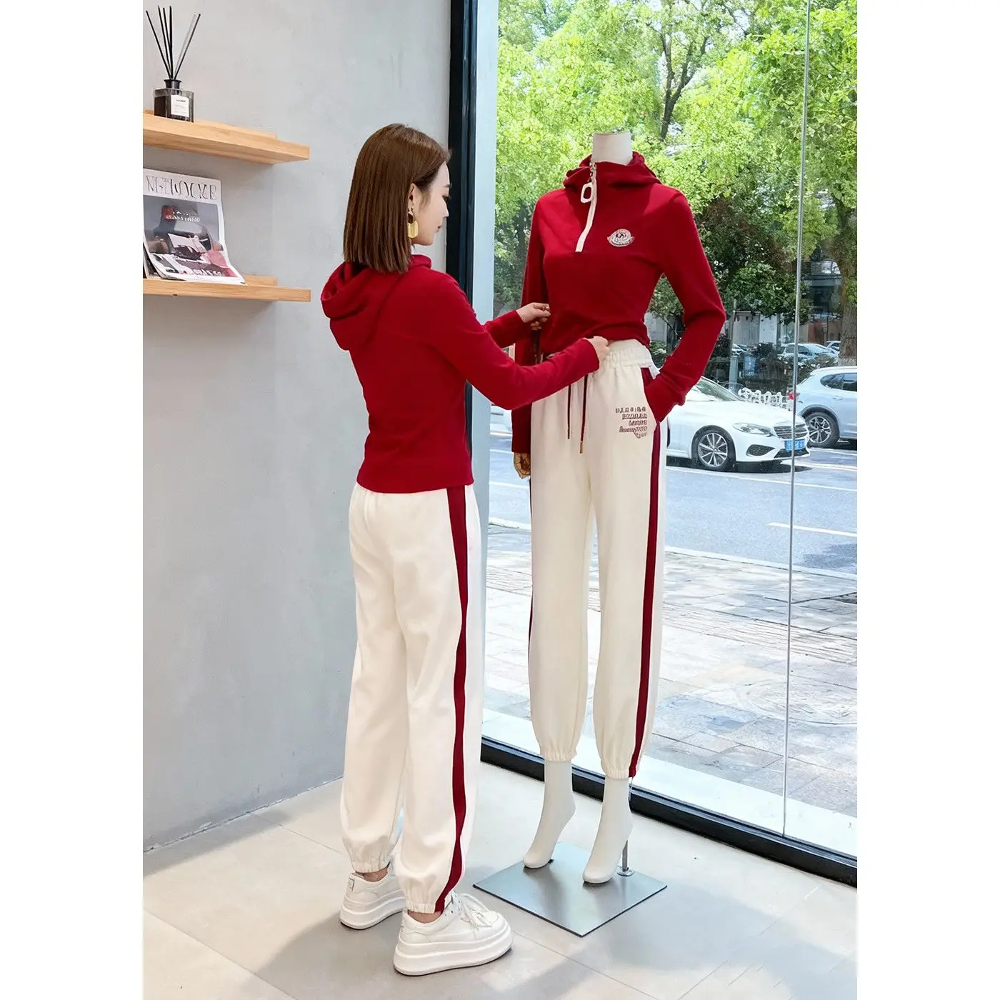 여성 캐주얼 티셔츠 세트 가을 겨울 스포츠 안티에이징 투피스 세트 젊어 보이는 동양 스타일 바지