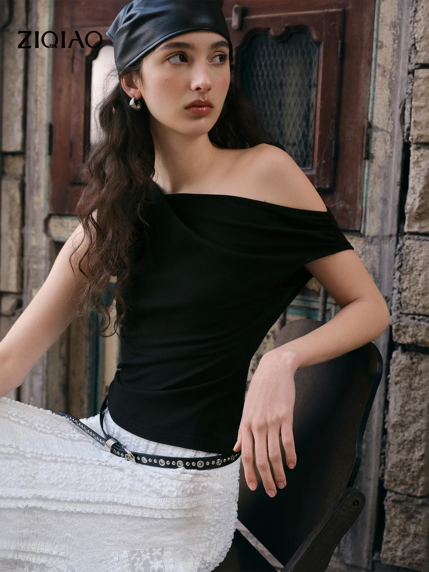 ZIQIAO Elastic Antibacterial Stylish Off-Shoulder Cross-Neckline Women's Fitted T-Shirt - Summer 2026 New Arrival Cotton Contain