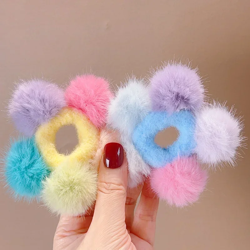 Neue koreanische Plüsch elastische Haar bänder Bonbon Farbe Pompons Haar Seil Krawatten Gummiband Kopf bedeckung Mädchen Kinder Haarschmuck