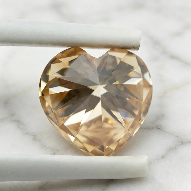 Moissanit-Stein Herzschliff Natürlicher Champagner-Edelstein für Schmuckherstellung, Besteht Diamanttester mit Zertifikat – Detail 5