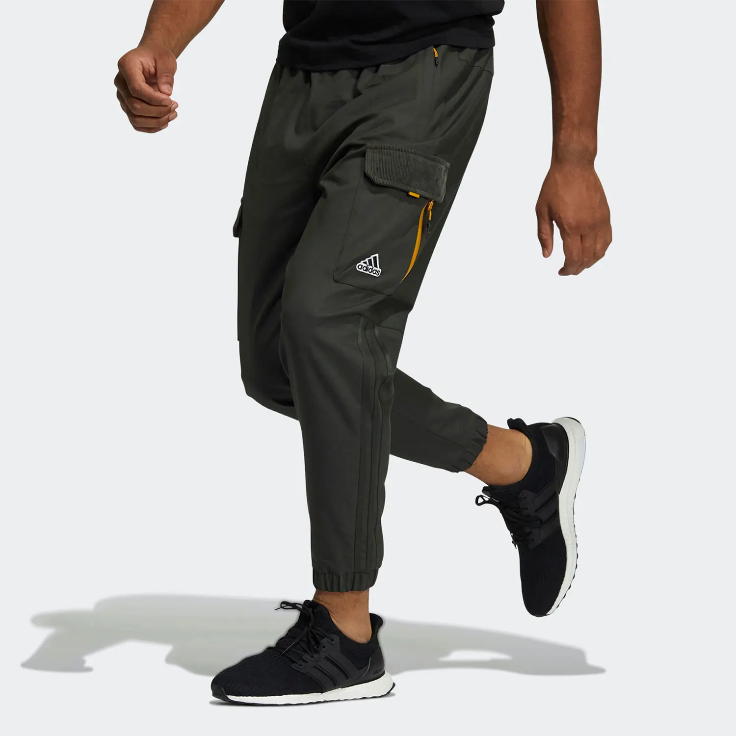 

Оригинальные мужские модные брюки-карго Adidas HD0354