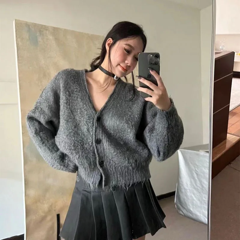 2024 Winter New Women's Lamb Fur-Like Fluffy Sweater Coat - Stylish Loose Short Knitwear Top with Graceful Fit