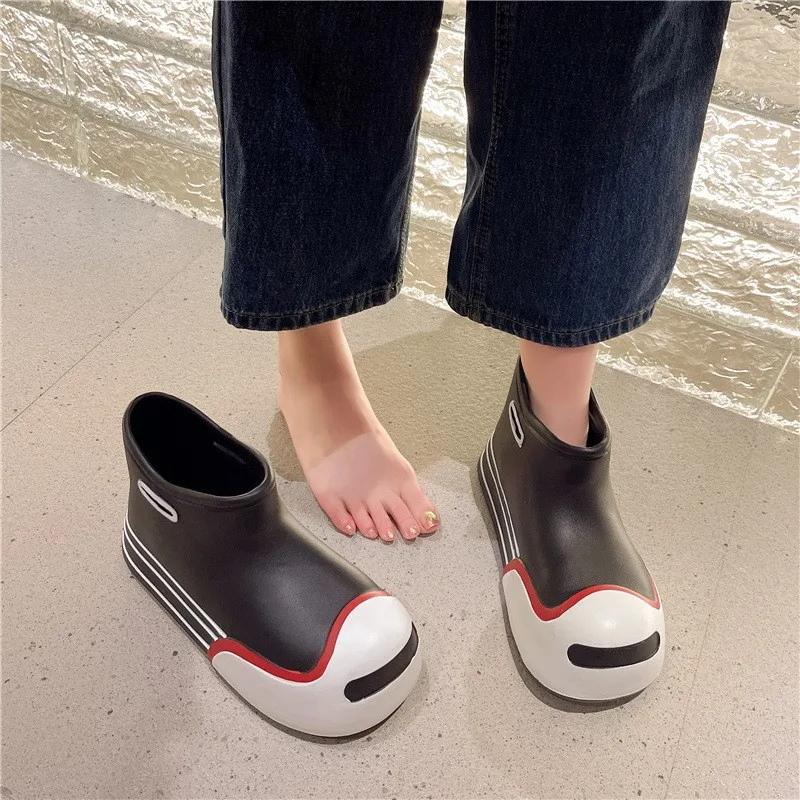 Spring And Summer New Waterproof Non-slip Fashion Colour Blocking Short Tube Women's Simple Simple Thick Bottom Rain Boots