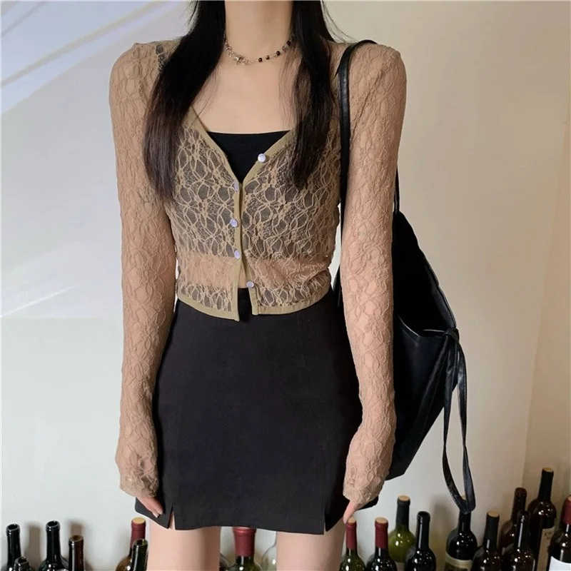 Lace Shirts Women Elegant Aesthetic Chic Cozy Summer Sun-proof Crop Tops French Style Hollow Out Vacation Fashion Ins All-match