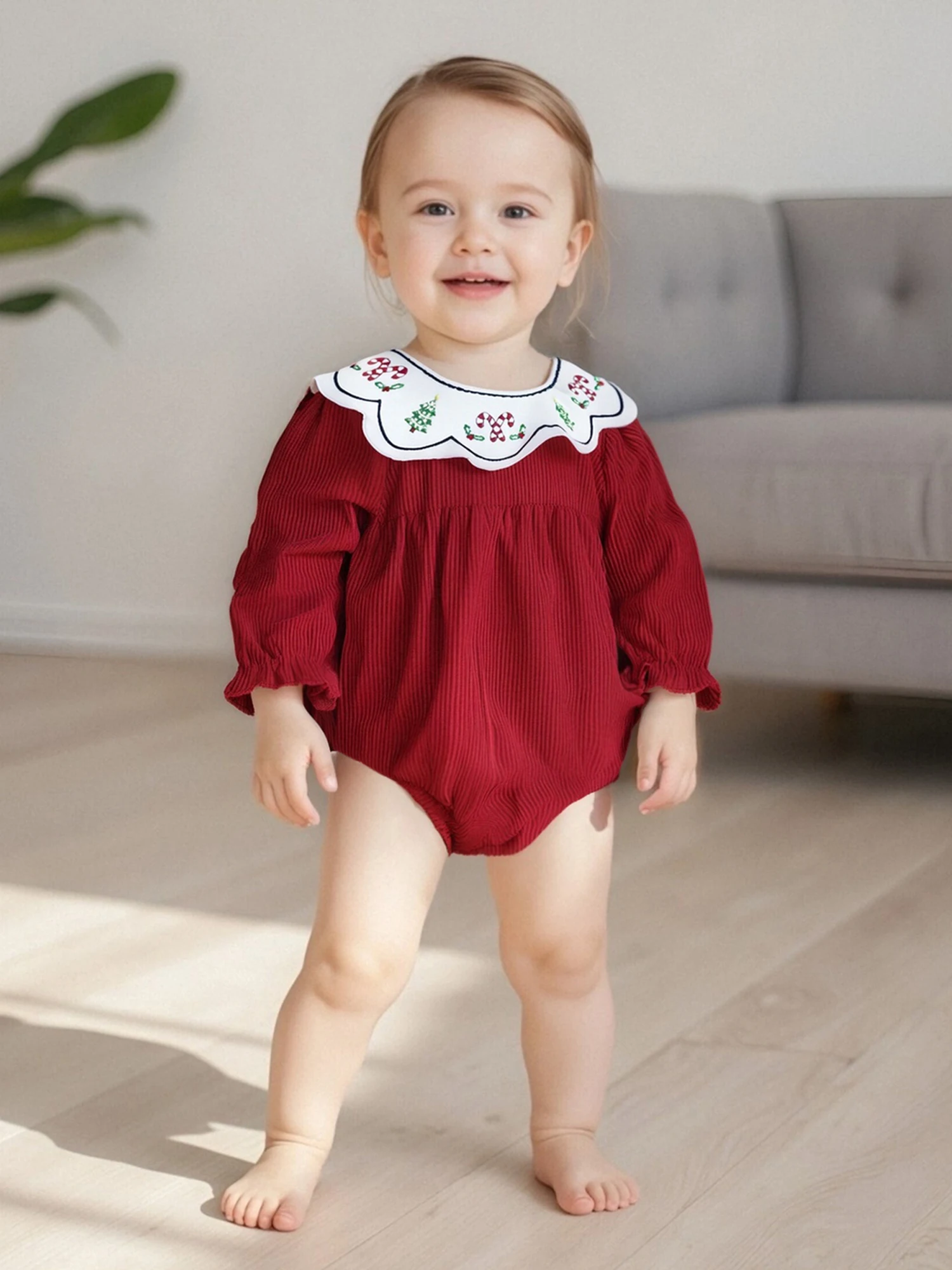 

Infant Girls Winter Romper Adorable Snowflake Embroidery Doll Collar Long Sleeve Jumpsuit for Stylish Baby Fashion Outfit