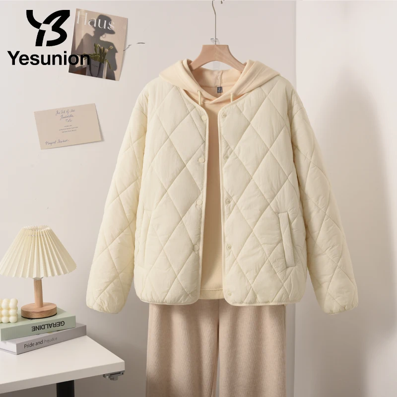 เสื้อแจ็คเก็ตผ้าฝ้ายเบาสบายสำหรับผู้หญิง YESUNION รุ่นหลวมสบาย ใส่ได้ทั้งฤดูใบไม้ร่วงและฤดูหนาว น้ำหนักเบาพิเศษ ไม่มีปก ติดกระดุมแถวเดียว แฟชั่นเสื้อคลุมกันหนาว