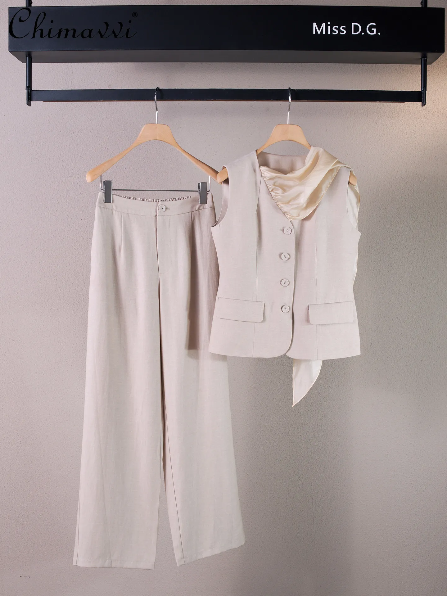 

2026 Summer New Fashion Sleeveless Cropped Vest Top High-waisted Wide-leg Pants Two-piece Set Office Lady Elegant Outfits