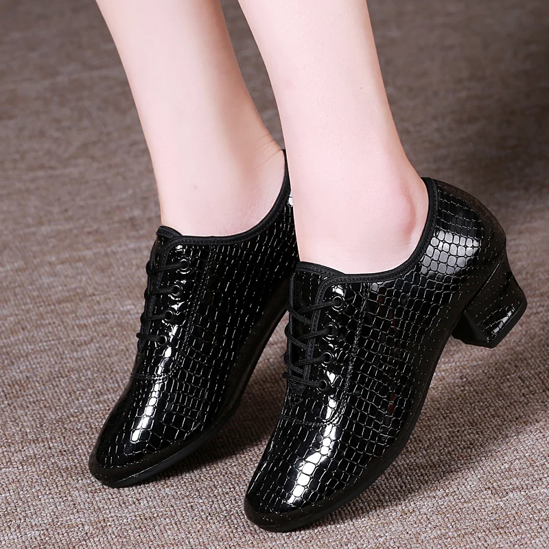 Women Modern Dance Shoes Girls Standard Dancing Shoes High Heeled Ballroom Latin Dance Shoes for Women 5CM Heels