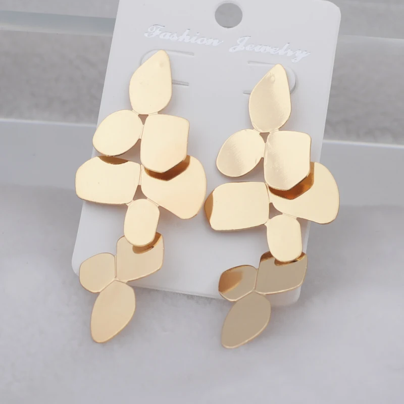 Long Exaggerated Hanging Earrings for Women Multi-layers Irregular Metal Piece Pendants Drop Earrings pendientes mujer 2024