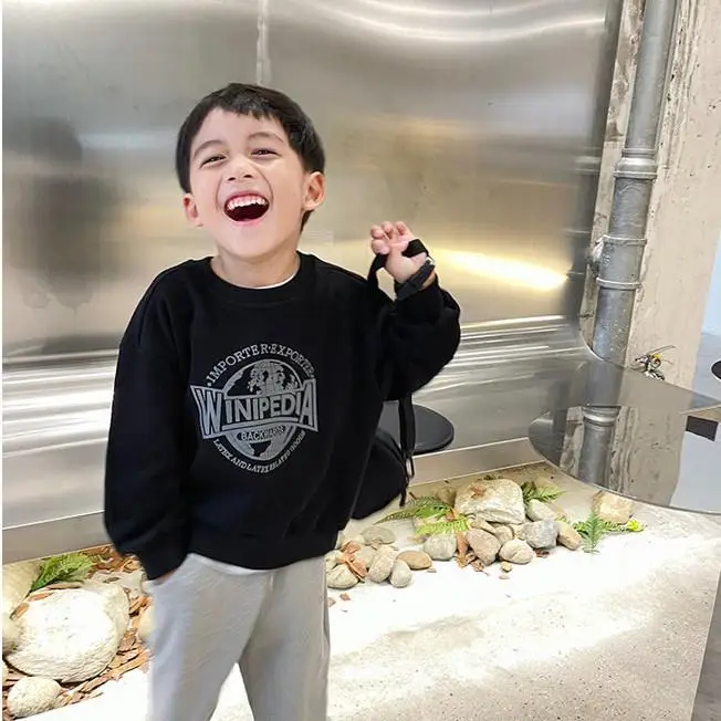 2026 Childrens Spring Long Sleeve T-shirts Kids Autumn New Pure Cotton Loose Tops for Boys Korean Casual Solid Trend Base Shirt