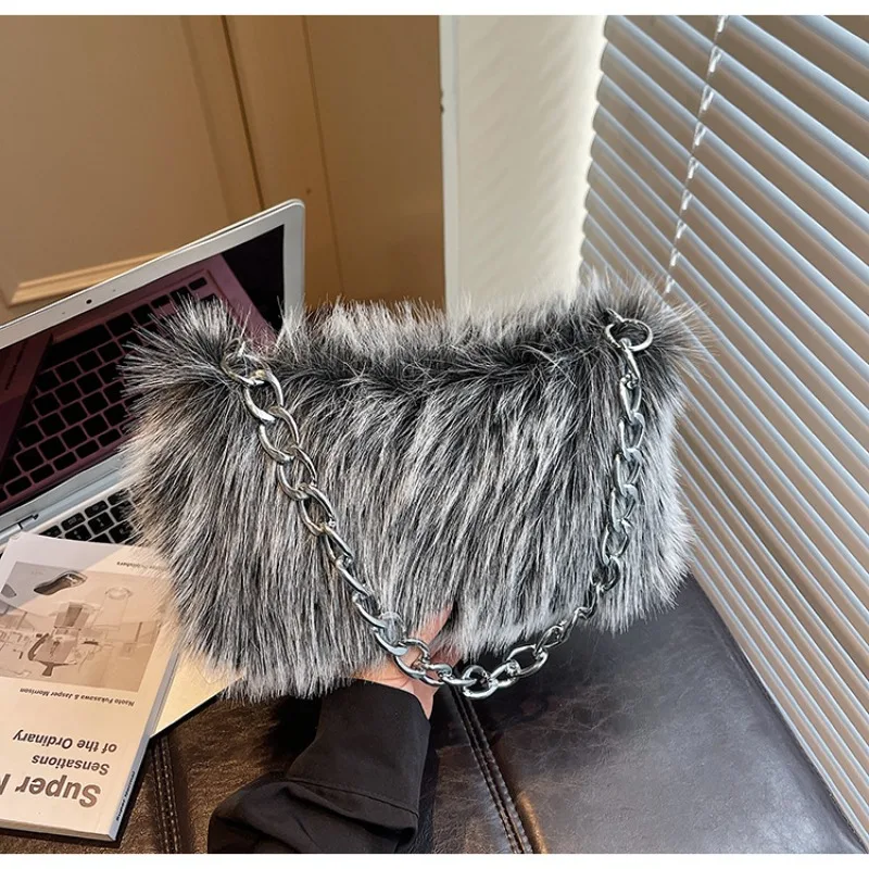 

Women's Fashionable Faux Fur Shoulder Bag for Women 2026 Simple Soft Furry Casual Underarm Bag 2026 Winter Fluffy Handbag Female