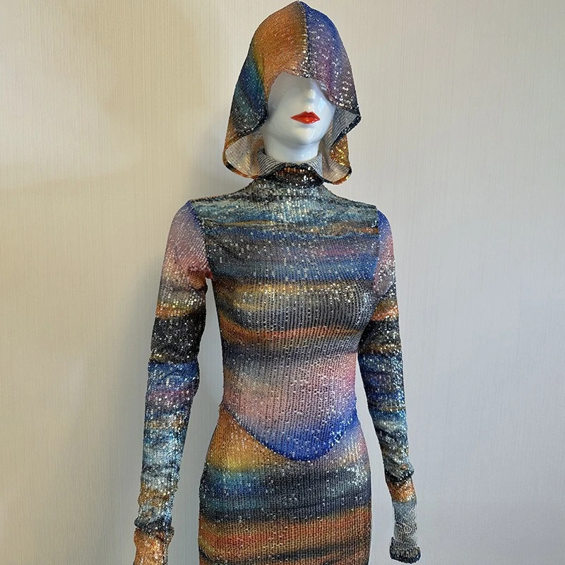 Robe à capuche pour femmes, protection solaire, respirante, mode fête, personnalité, acrobatie, Troupe, chanson, robes de soirée, automne