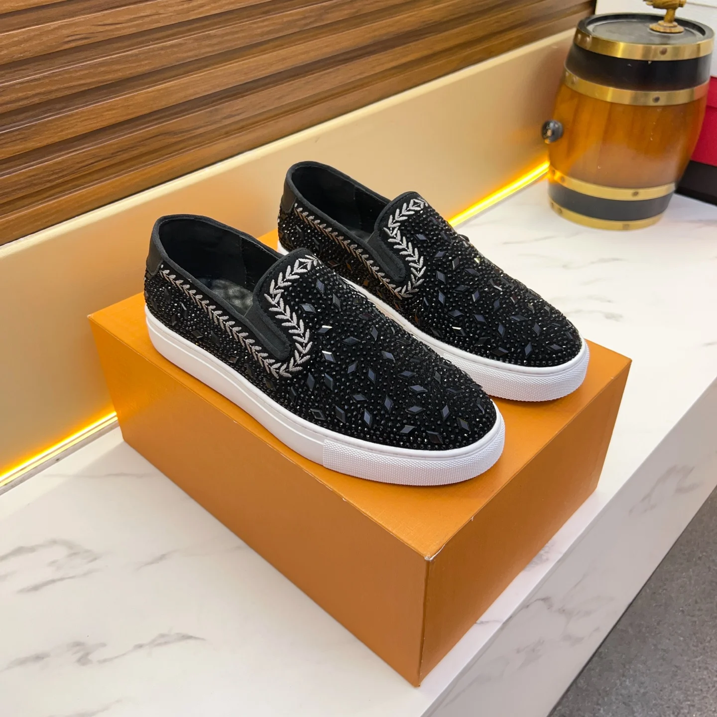 

high-quality fashionable casual men's genuine leather casual shoes running shoes and lace-up sports shoes