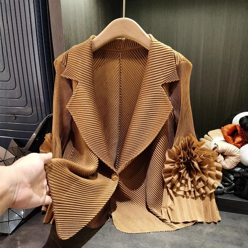 مياكي سترة مطوية المرأة مزاجه أنيقة التنين مقياس مطوي السترة 2025 خريف جديد ورود للزينة نماذج الترفيه الصلبة #4