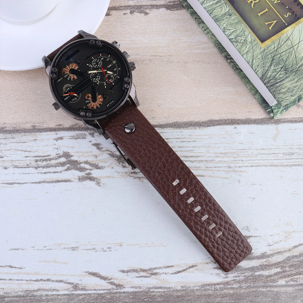 

Large Dial Fashionable Mens Strap Watches for Men Two Movements Men Watch Calendar Feature Stylish Design