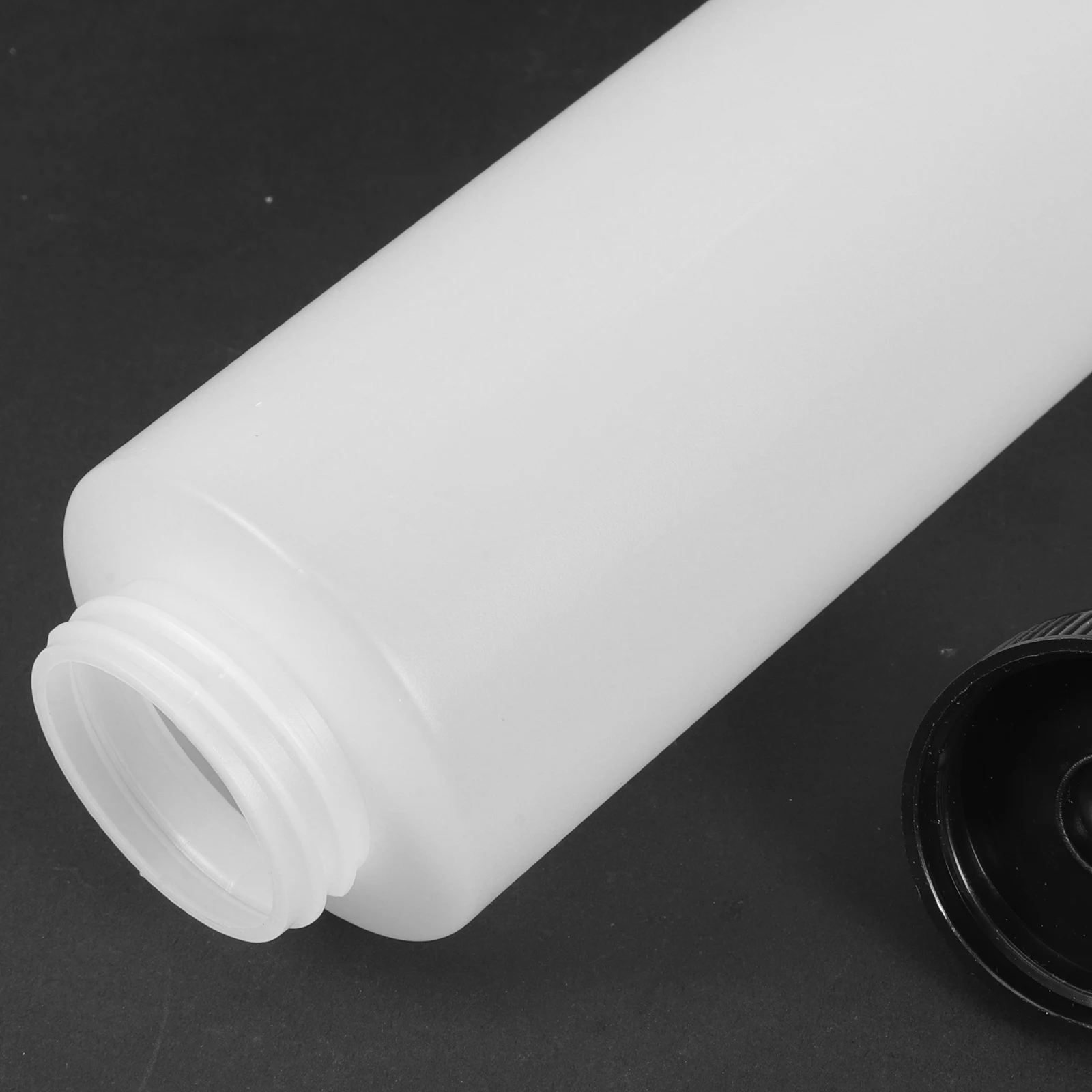 400Ml Automotive Wax Bottle Car Polish Empty Bottle Plastic Squeeze Dispenser for Car Care Wax Polish Compound Portability