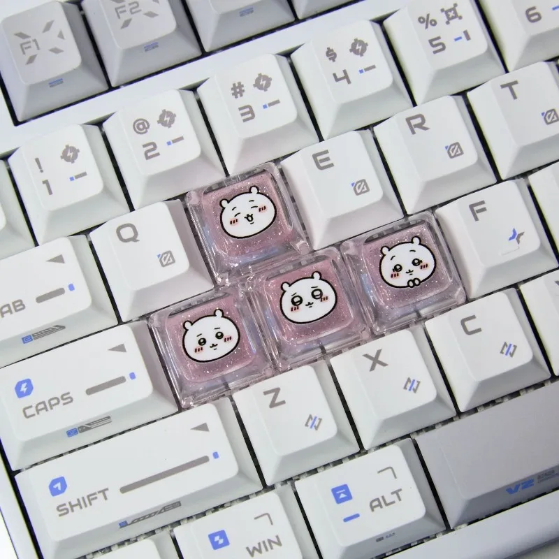 Novas Teclas de Anime Kawaii Chiikawa Hachiware Usagi: Transparentes, Personalizadas, com Tendência de Moda e Toque de Luxo e Doçura