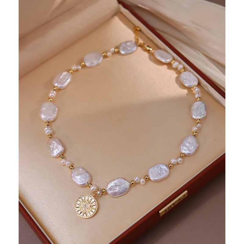 Trend Middle Ages Natural Baroque Pearl Necklace Clavicle Chain Retro Statement Star Coin Pendant Short Necklace