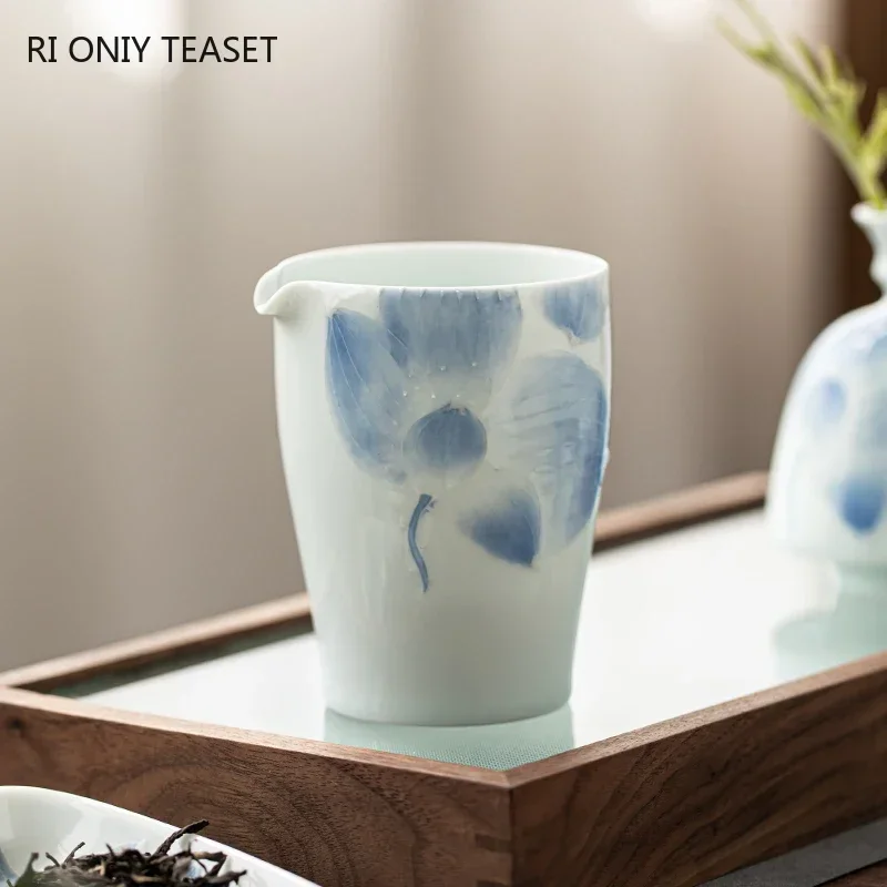 240ml Chinese Ceramic Fair Cup Tea Infusers Handmade Lotus Pattern Teacup Tea Water Separation Household Porcelain Tea Set