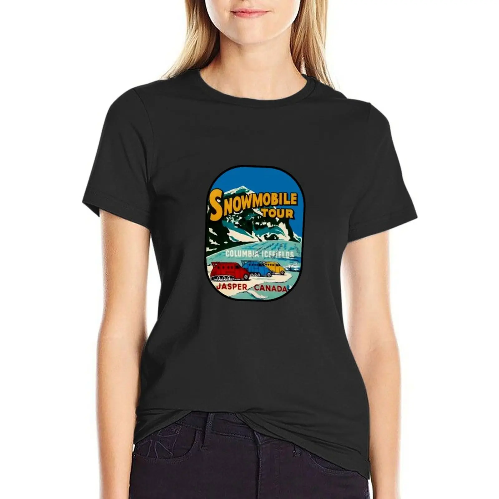 Jasper Snowmobile National Park Vintage Decal T-Shirt, Économie de médicaments d'été, Économie graphiques pour femmes