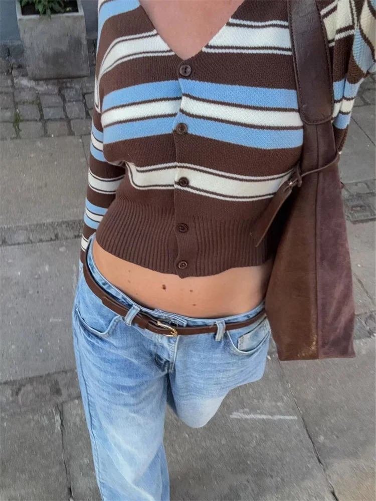 

Женский вязаный кардиган в полоску с V-образным вырезом, контрастными вставками, свободного кроя, с длинными рукавами, в стиле пэчворк