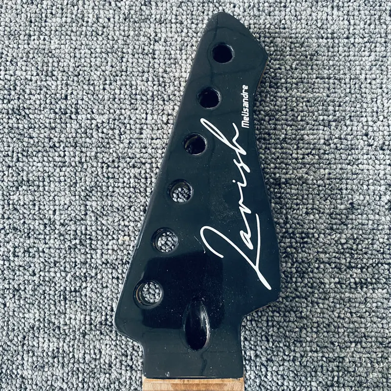 HN166  Custom Electric Guitar OEM Order Unfinished Tremolo ST Guitar Neck Natural Maple Black Color Headstock for DIY