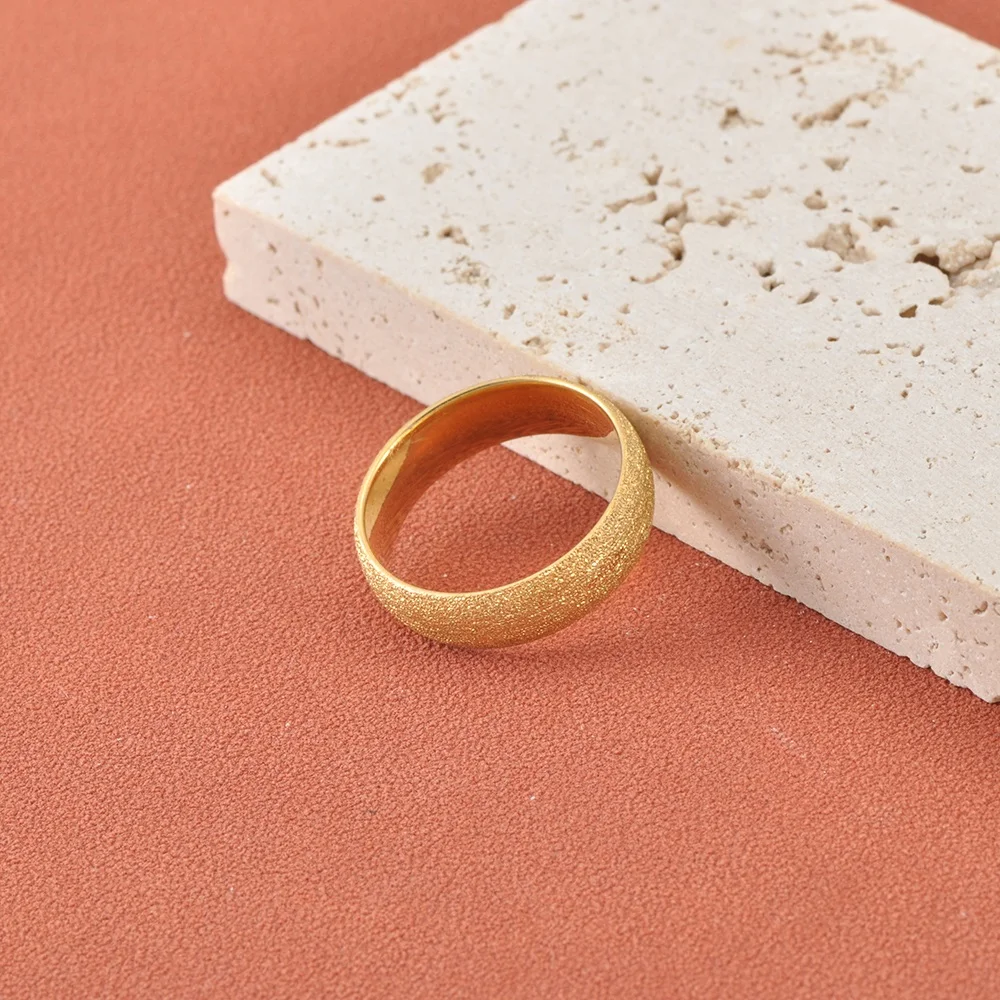 JeeMango Hochwertige, modische, schlichte Ringe aus Edelstahl für Damen, 6 mm Breite, vergoldeter Fingerring, Schmuck, Geschenk, R26030 – Detail 3