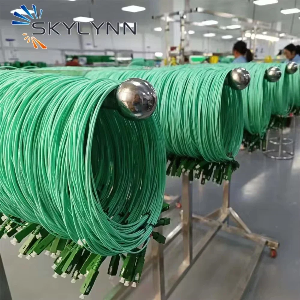 

Jar Komaère 4M SC/APC-SC/APC Одномодовый G657A2 Simplex 1,6 мм Волоконно-оптический патч-корд Aqua LSZH Factory OEM Бренд
