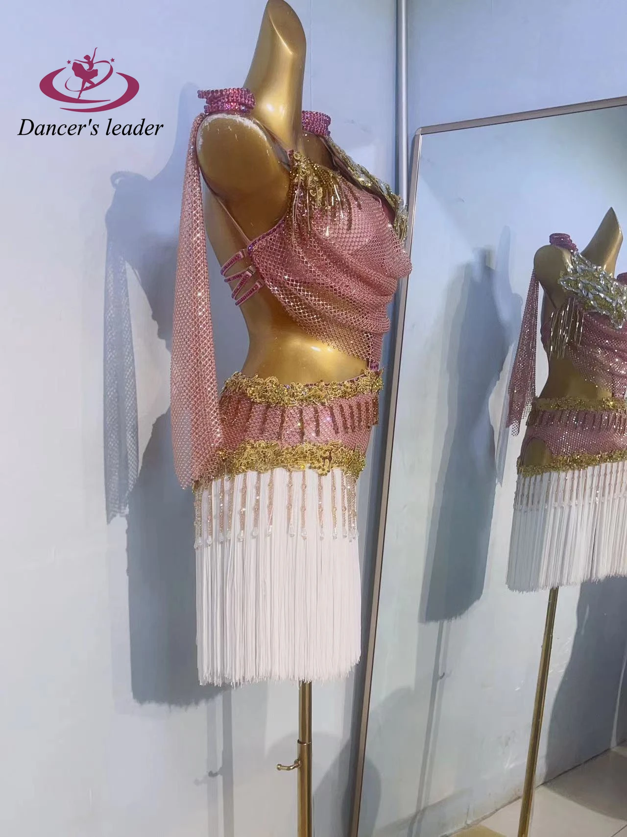 Kostium do tańca latynoamerykańskiego z dżetami, damski, ekskluzywny, szyty na miarę, złoty kwiat, siateczkowy strój na ramiączkach do samby.