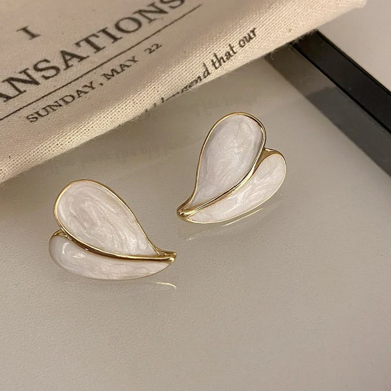 Wholesale Big Heart Stud Earrings for Women Girl Korean Love Drop Glaze Aesthetic Daily Life Minimalist Jewelry