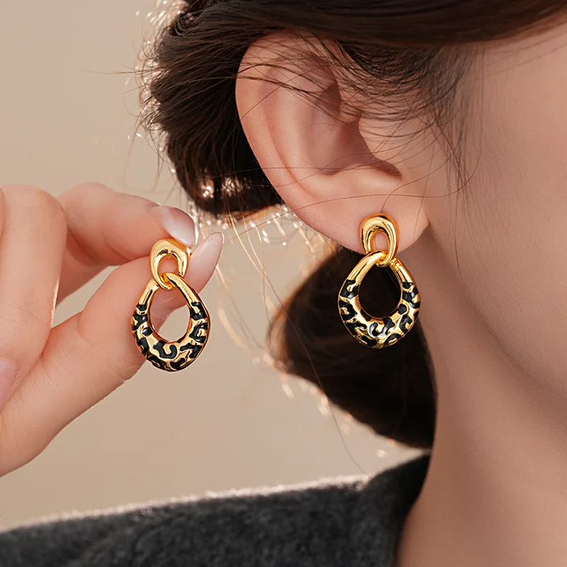 Retro Temperament Elegant Oil Dropping Leopard Print Irregular Oval Dangle Earrings For Women Fashion Sweet Simple Jewelry Gifts