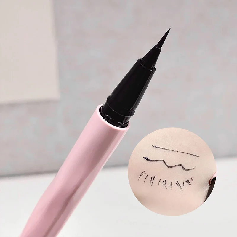 LEEINTO リトルピンクチューブアイライナーリキッドペンは、速乾性があり、防水性、耐汗性があり、長持ちし、簡単に汚れません。