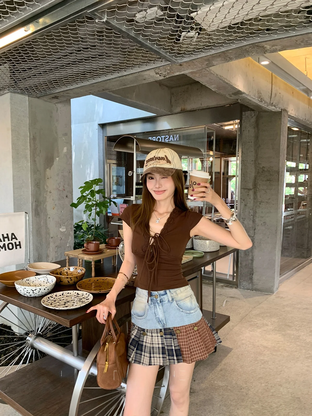 

Юбка женская плиссированная из искусственной кожи в клетку с лоскутным дизайном, с завышенной талией, облегающая, летняя, 2025, дизайнерская, короткая, джинсовая