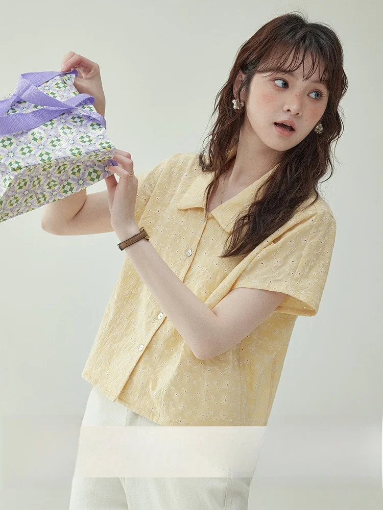 

AMUU Оригинальный сладкий желтый цветочный вышивка ort irt Женский летний новый Sle Age-Defng ort Sve Свободный крой из хлопка B...