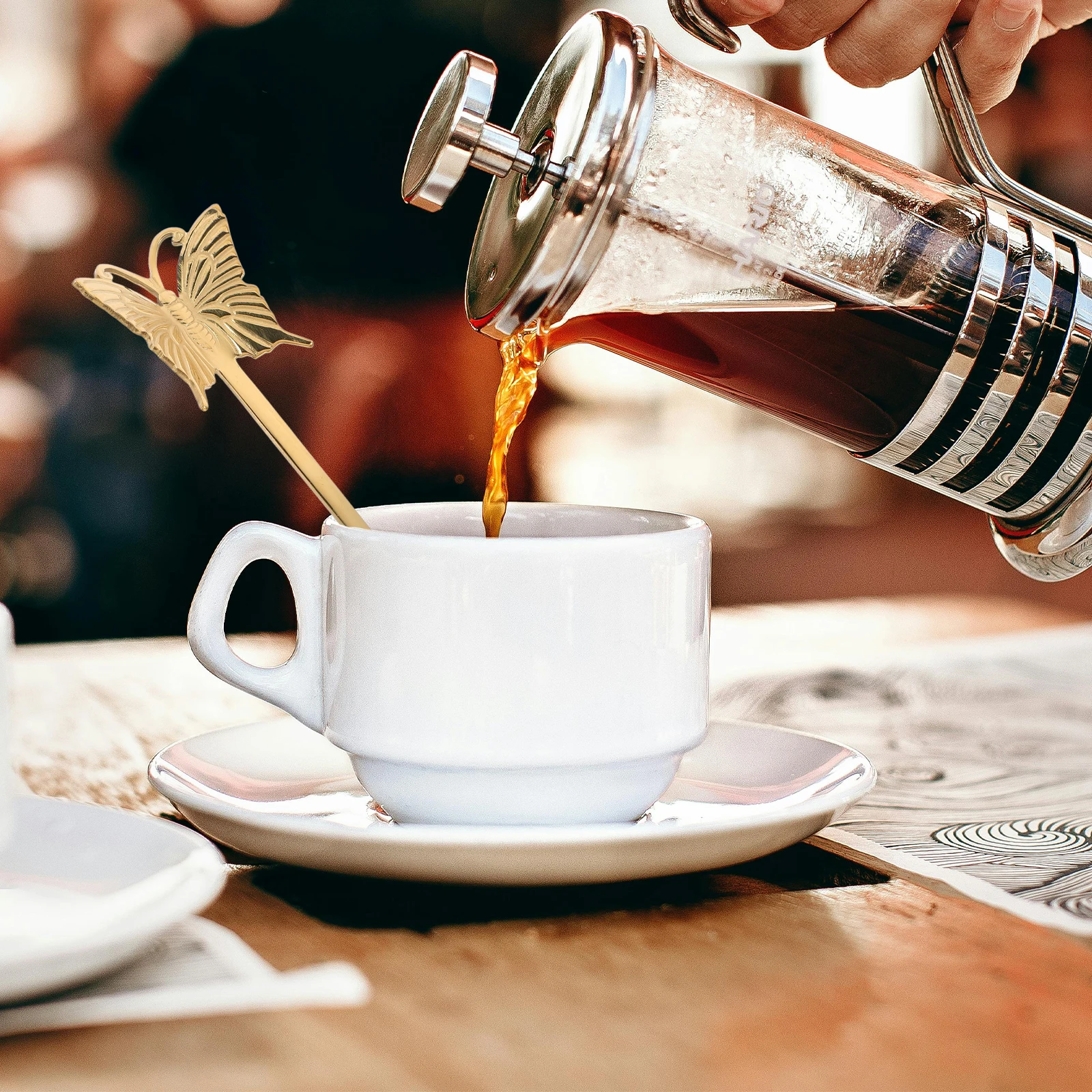 

4Pcs Creative Butterfly Stainless Steel Long Handle Spoons Salad Dessert Scoops for Home Kitchen Long Handle Spoon