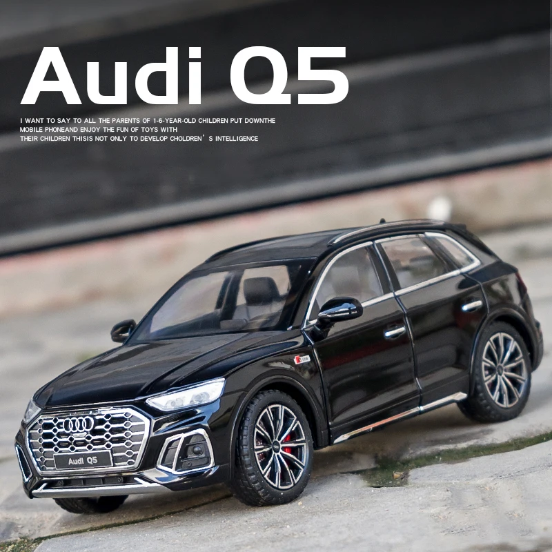 

1:24 AUDI Q5 SUV 2022 Alloy Diecasts & Toy Vehicles Metal Toy Car Model Sound And Light Pull Back Collection Kids Toy