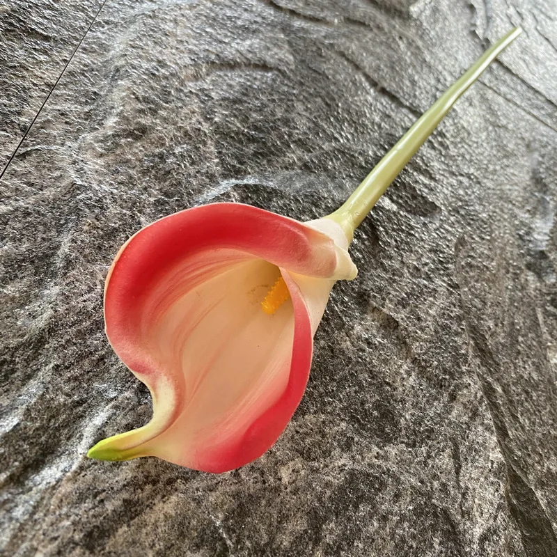 5 Stück Künstliche PU Große Hufeisenblumen Heimdekorationen Calla-Lilien Kunstblumenstrauß Hochzeit Party Tisch Blumendekorationen – Detail 16