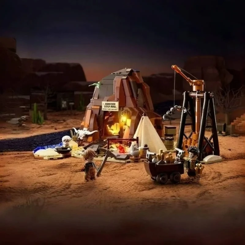 

Old Western Mining Camp Series Building Blocks Assembly Toy Model Desktop Pendulum Crane Mine Car Stream Bonfire Festival Gift