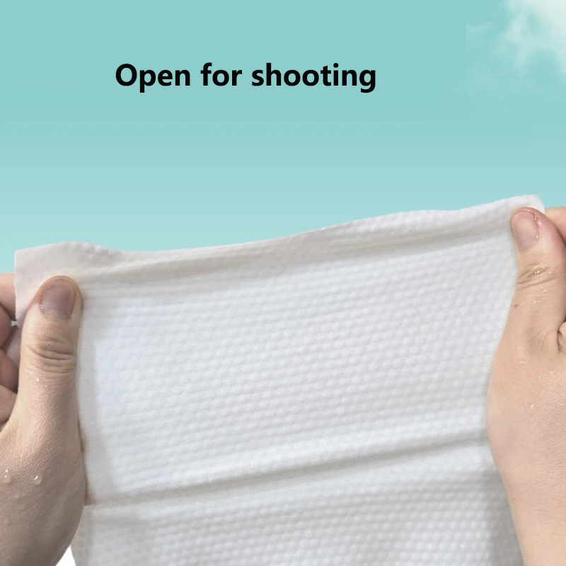 One-time use dry-wet dual-purpose facial cloth and towel for removing makeup. Hanging and extracting type. Wall-mounted. Househo