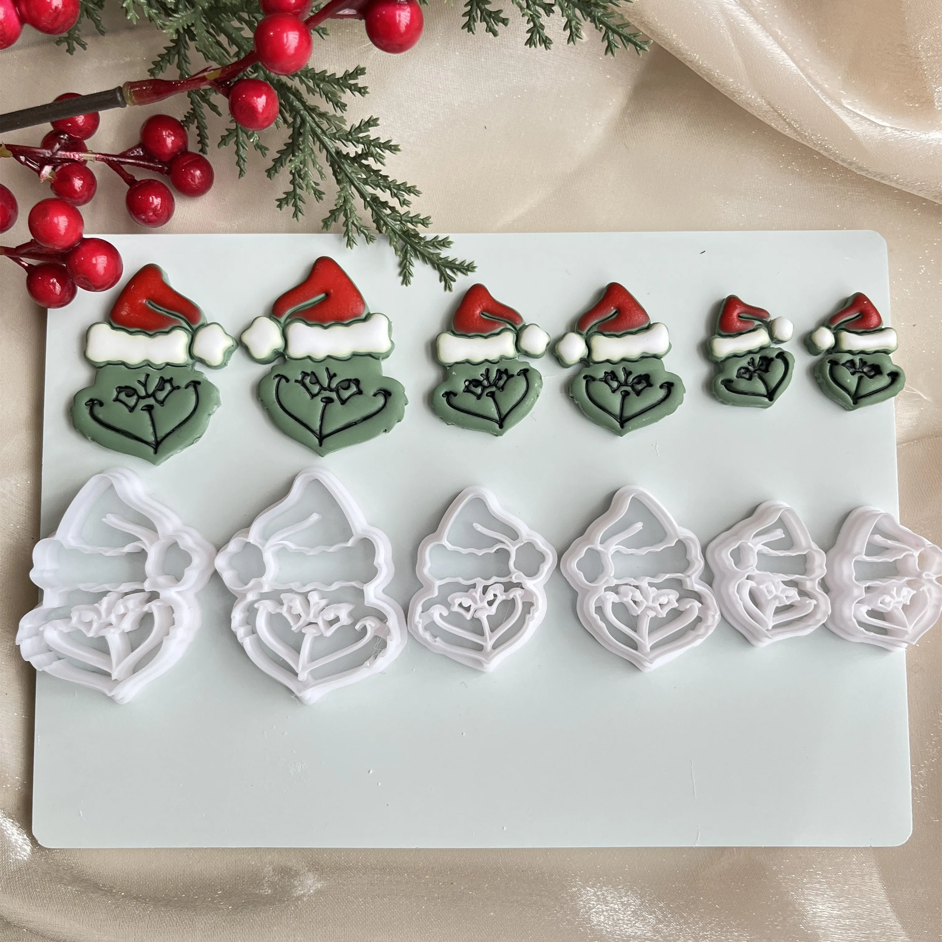 Cortador de galletas de Navidad de Papá Noel GRINCH, 3 tamaños, 2 versiones de corte, molde para hacer pendientes, herramientas de arcilla
