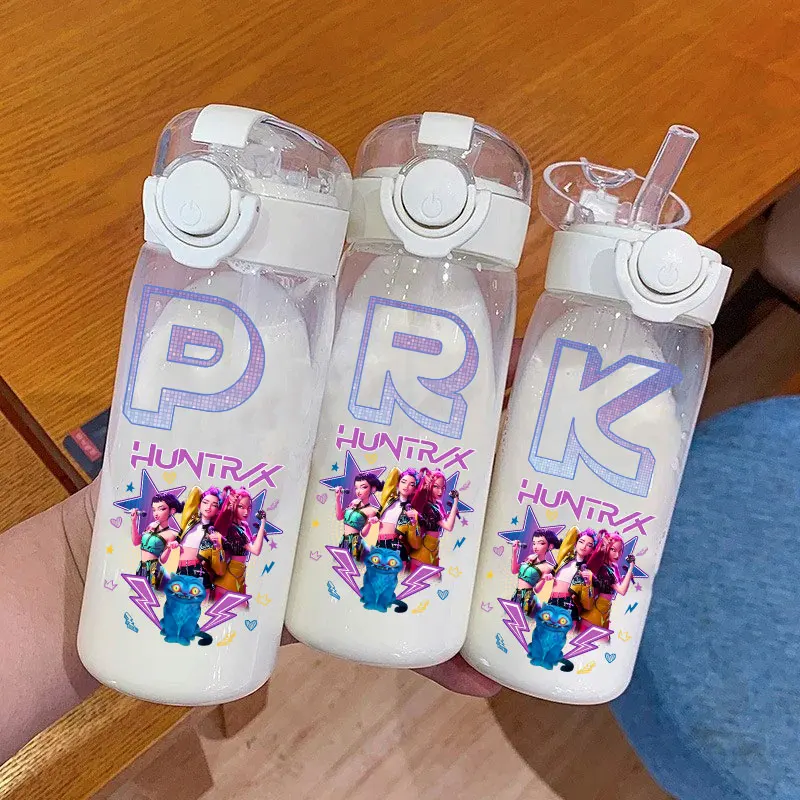 KPop شيطان الصيادين 600/400 مللي كوب بقشة K-POP HUNTR/X رومي ميرا زوي البلاستيك الأطفال زجاجة ماء حاوية القرع الشرب #1