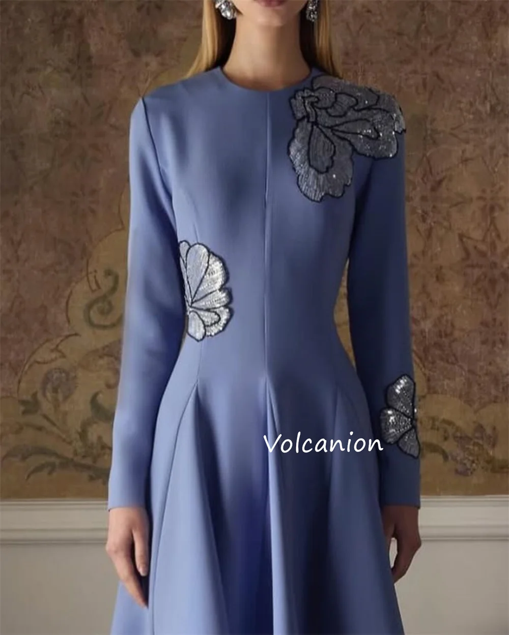 ที่กําหนดเองเจอร์ซีย์ดอกไม้ประดับด้วยเลื่อม O-คอ A-Line Midi ชุด Bespoke โอกาส Homecoming Classic Elegant คุณภาพสูง