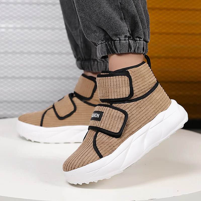 

Winter new simple fashion casual shoes thick soles increase sports fashion shoes personality popular men's shoes