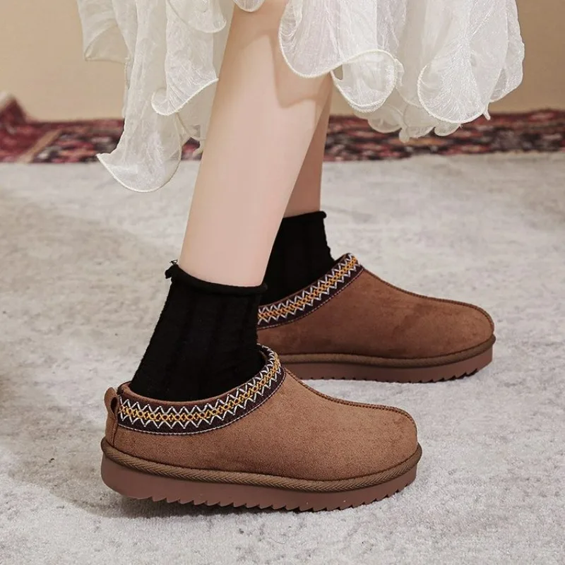 

Hot Selling 2026 New Ethnic Style Snow Boot European American Warm Anti-slip Thickened Cotton Head Boots for Winter Casual shoe