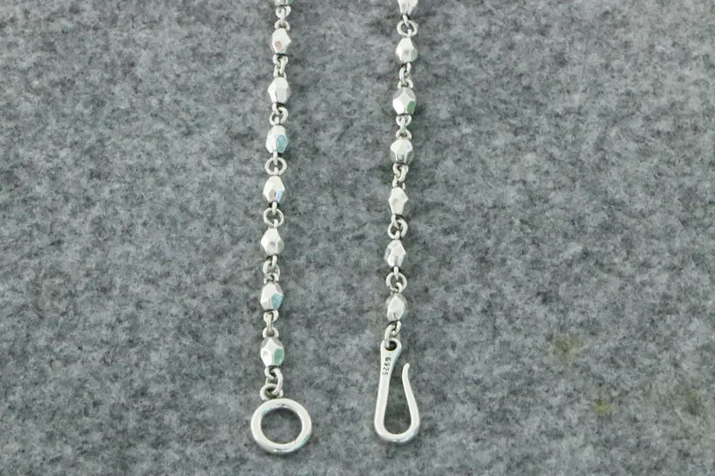 Sterling Silver Bead Necklace for Women's Handmade Fashion Silver Jewelry with a Fresh and Stylish Style, Small and Popular Silv